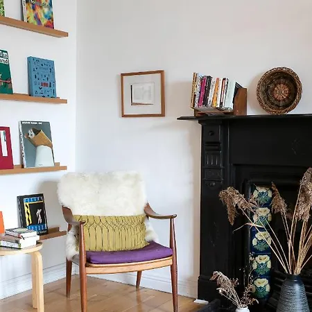 The Stop B And B Bed & Breakfast 3*