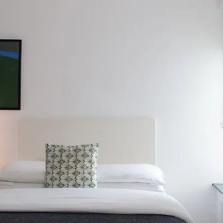 Bed & Breakfast The Stop 3*