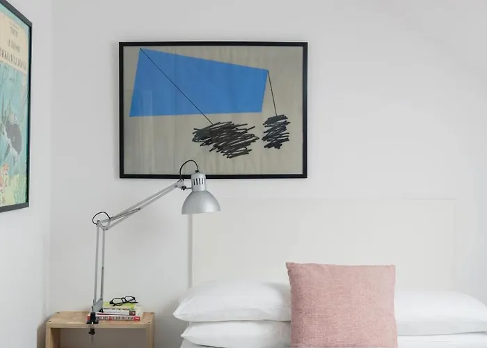 ベッド・アンド・ブレックファスト The Stop 3*